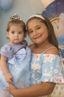 
<a style='margin-left: 5px;' class='btn btn-xs btn-social btn-facebook' href='https://www.facebook.com/sharer/sharer.php?u=https://www.galeramix.com.br/imagem/a116/800-800-90/conteudo/site_galerias/116/img8588.jpg' rel='popup' data-width='500' data-height='400'><i class='fa fa-facebook'></i>Compartilhar <span class='hidden-xs'>no Facebook</span>
</a> 
<a class='btn btn-default btn-xs' target='_blank' href='imagem/a116/800-800-90/conteudo/site_galerias/116/img8588.jpg'>
<span class='glyphicon glyphicon-cloud-download'></span> Salvar
</a>
