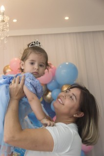 
<a style='margin-left: 5px;' class='btn btn-xs btn-social btn-facebook' href='https://www.facebook.com/sharer/sharer.php?u=https://www.galeramix.com.br/imagem/a116/800-800-90/conteudo/site_galerias/116/img8626.jpg' rel='popup' data-width='500' data-height='400'><i class='fa fa-facebook'></i>Compartilhar <span class='hidden-xs'>no Facebook</span>
</a> 
<a class='btn btn-default btn-xs' target='_blank' href='imagem/a116/800-800-90/conteudo/site_galerias/116/img8626.jpg'>
<span class='glyphicon glyphicon-cloud-download'></span> Salvar
</a>
