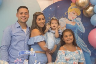 
<a style='margin-left: 5px;' class='btn btn-xs btn-social btn-facebook' href='https://www.facebook.com/sharer/sharer.php?u=https://www.galeramix.com.br/imagem/a116/800-800-90/conteudo/site_galerias/116/img8686.jpg' rel='popup' data-width='500' data-height='400'><i class='fa fa-facebook'></i>Compartilhar <span class='hidden-xs'>no Facebook</span>
</a> 
<a class='btn btn-default btn-xs' target='_blank' href='imagem/a116/800-800-90/conteudo/site_galerias/116/img8686.jpg'>
<span class='glyphicon glyphicon-cloud-download'></span> Salvar
</a>
