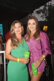 
<a style='margin-left: 5px;' class='btn btn-xs btn-social btn-facebook' href='https://www.facebook.com/sharer/sharer.php?u=https://www.galeramix.com.br/imagem/a117/800-800-90/conteudo/site_galerias/117/costelaco-junior-seco-2022-galera-mix-107.jpg' rel='popup' data-width='500' data-height='400'><i class='fa fa-facebook'></i>Compartilhar <span class='hidden-xs'>no Facebook</span>
</a> 
<a class='btn btn-default btn-xs' target='_blank' href='imagem/a117/800-800-90/conteudo/site_galerias/117/costelaco-junior-seco-2022-galera-mix-107.jpg'>
<span class='glyphicon glyphicon-cloud-download'></span> Salvar
</a>
