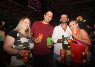 
<a style='margin-left: 5px;' class='btn btn-xs btn-social btn-facebook' href='https://www.facebook.com/sharer/sharer.php?u=https://www.galeramix.com.br/imagem/a117/800-800-90/conteudo/site_galerias/117/costelaco-junior-seco-2022-galera-mix-134.jpg' rel='popup' data-width='500' data-height='400'><i class='fa fa-facebook'></i>Compartilhar <span class='hidden-xs'>no Facebook</span>
</a> 
<a class='btn btn-default btn-xs' target='_blank' href='imagem/a117/800-800-90/conteudo/site_galerias/117/costelaco-junior-seco-2022-galera-mix-134.jpg'>
<span class='glyphicon glyphicon-cloud-download'></span> Salvar
</a>
