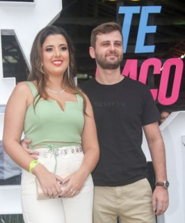 
<a style='margin-left: 5px;' class='btn btn-xs btn-social btn-facebook' href='https://www.facebook.com/sharer/sharer.php?u=https://www.galeramix.com.br/imagem/a117/800-800-90/conteudo/site_galerias/117/costelaco-junior-seco-2022-galera-mix-18.jpg' rel='popup' data-width='500' data-height='400'><i class='fa fa-facebook'></i>Compartilhar <span class='hidden-xs'>no Facebook</span>
</a> 
<a class='btn btn-default btn-xs' target='_blank' href='imagem/a117/800-800-90/conteudo/site_galerias/117/costelaco-junior-seco-2022-galera-mix-18.jpg'>
<span class='glyphicon glyphicon-cloud-download'></span> Salvar
</a>
