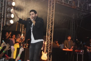 
<a style='margin-left: 5px;' class='btn btn-xs btn-social btn-facebook' href='https://www.facebook.com/sharer/sharer.php?u=https://www.galeramix.com.br/imagem/a117/800-800-90/conteudo/site_galerias/117/costelaco-junior-seco-2022-galera-mix-195.jpg' rel='popup' data-width='500' data-height='400'><i class='fa fa-facebook'></i>Compartilhar <span class='hidden-xs'>no Facebook</span>
</a> 
<a class='btn btn-default btn-xs' target='_blank' href='imagem/a117/800-800-90/conteudo/site_galerias/117/costelaco-junior-seco-2022-galera-mix-195.jpg'>
<span class='glyphicon glyphicon-cloud-download'></span> Salvar
</a>
