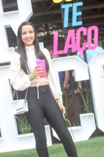 
<a style='margin-left: 5px;' class='btn btn-xs btn-social btn-facebook' href='https://www.facebook.com/sharer/sharer.php?u=https://www.galeramix.com.br/imagem/a117/800-800-90/conteudo/site_galerias/117/costelaco-junior-seco-2022-galera-mix-212.jpg' rel='popup' data-width='500' data-height='400'><i class='fa fa-facebook'></i>Compartilhar <span class='hidden-xs'>no Facebook</span>
</a> 
<a class='btn btn-default btn-xs' target='_blank' href='imagem/a117/800-800-90/conteudo/site_galerias/117/costelaco-junior-seco-2022-galera-mix-212.jpg'>
<span class='glyphicon glyphicon-cloud-download'></span> Salvar
</a>
