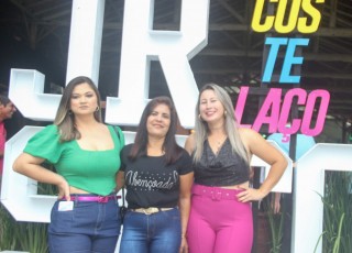 
<a style='margin-left: 5px;' class='btn btn-xs btn-social btn-facebook' href='https://www.facebook.com/sharer/sharer.php?u=https://www.galeramix.com.br/imagem/a117/800-800-90/conteudo/site_galerias/117/costelaco-junior-seco-2022-galera-mix-216.jpg' rel='popup' data-width='500' data-height='400'><i class='fa fa-facebook'></i>Compartilhar <span class='hidden-xs'>no Facebook</span>
</a> 
<a class='btn btn-default btn-xs' target='_blank' href='imagem/a117/800-800-90/conteudo/site_galerias/117/costelaco-junior-seco-2022-galera-mix-216.jpg'>
<span class='glyphicon glyphicon-cloud-download'></span> Salvar
</a>
