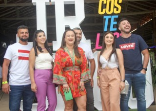 
<a style='margin-left: 5px;' class='btn btn-xs btn-social btn-facebook' href='https://www.facebook.com/sharer/sharer.php?u=https://www.galeramix.com.br/imagem/a117/800-800-90/conteudo/site_galerias/117/costelaco-junior-seco-2022-galera-mix-22.jpg' rel='popup' data-width='500' data-height='400'><i class='fa fa-facebook'></i>Compartilhar <span class='hidden-xs'>no Facebook</span>
</a> 
<a class='btn btn-default btn-xs' target='_blank' href='imagem/a117/800-800-90/conteudo/site_galerias/117/costelaco-junior-seco-2022-galera-mix-22.jpg'>
<span class='glyphicon glyphicon-cloud-download'></span> Salvar
</a>
