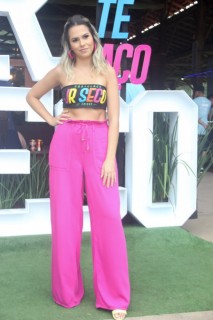 
<a style='margin-left: 5px;' class='btn btn-xs btn-social btn-facebook' href='https://www.facebook.com/sharer/sharer.php?u=https://www.galeramix.com.br/imagem/a117/800-800-90/conteudo/site_galerias/117/costelaco-junior-seco-2022-galera-mix-234.jpg' rel='popup' data-width='500' data-height='400'><i class='fa fa-facebook'></i>Compartilhar <span class='hidden-xs'>no Facebook</span>
</a> 
<a class='btn btn-default btn-xs' target='_blank' href='imagem/a117/800-800-90/conteudo/site_galerias/117/costelaco-junior-seco-2022-galera-mix-234.jpg'>
<span class='glyphicon glyphicon-cloud-download'></span> Salvar
</a>
