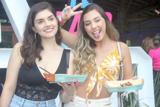 
<a style='margin-left: 5px;' class='btn btn-xs btn-social btn-facebook' href='https://www.facebook.com/sharer/sharer.php?u=https://www.galeramix.com.br/imagem/a117/800-800-90/conteudo/site_galerias/117/costelaco-junior-seco-2022-galera-mix-237.jpg' rel='popup' data-width='500' data-height='400'><i class='fa fa-facebook'></i>Compartilhar <span class='hidden-xs'>no Facebook</span>
</a> 
<a class='btn btn-default btn-xs' target='_blank' href='imagem/a117/800-800-90/conteudo/site_galerias/117/costelaco-junior-seco-2022-galera-mix-237.jpg'>
<span class='glyphicon glyphicon-cloud-download'></span> Salvar
</a>
