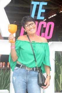 
<a style='margin-left: 5px;' class='btn btn-xs btn-social btn-facebook' href='https://www.facebook.com/sharer/sharer.php?u=https://www.galeramix.com.br/imagem/a117/800-800-90/conteudo/site_galerias/117/costelaco-junior-seco-2022-galera-mix-254.jpg' rel='popup' data-width='500' data-height='400'><i class='fa fa-facebook'></i>Compartilhar <span class='hidden-xs'>no Facebook</span>
</a> 
<a class='btn btn-default btn-xs' target='_blank' href='imagem/a117/800-800-90/conteudo/site_galerias/117/costelaco-junior-seco-2022-galera-mix-254.jpg'>
<span class='glyphicon glyphicon-cloud-download'></span> Salvar
</a>
