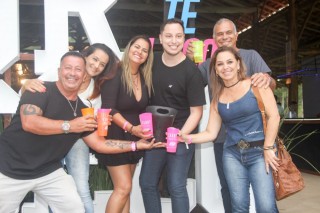 
<a style='margin-left: 5px;' class='btn btn-xs btn-social btn-facebook' href='https://www.facebook.com/sharer/sharer.php?u=https://www.galeramix.com.br/imagem/a117/800-800-90/conteudo/site_galerias/117/costelaco-junior-seco-2022-galera-mix-288.jpg' rel='popup' data-width='500' data-height='400'><i class='fa fa-facebook'></i>Compartilhar <span class='hidden-xs'>no Facebook</span>
</a> 
<a class='btn btn-default btn-xs' target='_blank' href='imagem/a117/800-800-90/conteudo/site_galerias/117/costelaco-junior-seco-2022-galera-mix-288.jpg'>
<span class='glyphicon glyphicon-cloud-download'></span> Salvar
</a>
