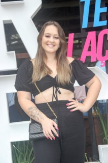 
<a style='margin-left: 5px;' class='btn btn-xs btn-social btn-facebook' href='https://www.facebook.com/sharer/sharer.php?u=https://www.galeramix.com.br/imagem/a117/800-800-90/conteudo/site_galerias/117/costelaco-junior-seco-2022-galera-mix-316.jpg' rel='popup' data-width='500' data-height='400'><i class='fa fa-facebook'></i>Compartilhar <span class='hidden-xs'>no Facebook</span>
</a> 
<a class='btn btn-default btn-xs' target='_blank' href='imagem/a117/800-800-90/conteudo/site_galerias/117/costelaco-junior-seco-2022-galera-mix-316.jpg'>
<span class='glyphicon glyphicon-cloud-download'></span> Salvar
</a>
