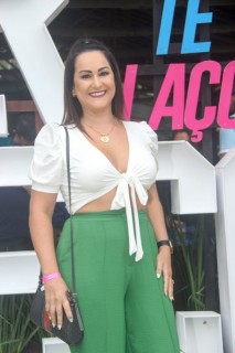 
<a style='margin-left: 5px;' class='btn btn-xs btn-social btn-facebook' href='https://www.facebook.com/sharer/sharer.php?u=https://www.galeramix.com.br/imagem/a117/800-800-90/conteudo/site_galerias/117/costelaco-junior-seco-2022-galera-mix-319.jpg' rel='popup' data-width='500' data-height='400'><i class='fa fa-facebook'></i>Compartilhar <span class='hidden-xs'>no Facebook</span>
</a> 
<a class='btn btn-default btn-xs' target='_blank' href='imagem/a117/800-800-90/conteudo/site_galerias/117/costelaco-junior-seco-2022-galera-mix-319.jpg'>
<span class='glyphicon glyphicon-cloud-download'></span> Salvar
</a>
