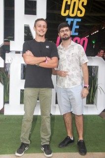 
<a style='margin-left: 5px;' class='btn btn-xs btn-social btn-facebook' href='https://www.facebook.com/sharer/sharer.php?u=https://www.galeramix.com.br/imagem/a117/800-800-90/conteudo/site_galerias/117/costelaco-junior-seco-2022-galera-mix-48.jpg' rel='popup' data-width='500' data-height='400'><i class='fa fa-facebook'></i>Compartilhar <span class='hidden-xs'>no Facebook</span>
</a> 
<a class='btn btn-default btn-xs' target='_blank' href='imagem/a117/800-800-90/conteudo/site_galerias/117/costelaco-junior-seco-2022-galera-mix-48.jpg'>
<span class='glyphicon glyphicon-cloud-download'></span> Salvar
</a>
