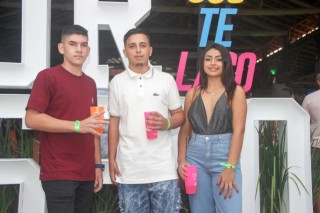 
<a style='margin-left: 5px;' class='btn btn-xs btn-social btn-facebook' href='https://www.facebook.com/sharer/sharer.php?u=https://www.galeramix.com.br/imagem/a117/800-800-90/conteudo/site_galerias/117/costelaco-junior-seco-2022-galera-mix-5.jpg' rel='popup' data-width='500' data-height='400'><i class='fa fa-facebook'></i>Compartilhar <span class='hidden-xs'>no Facebook</span>
</a> 
<a class='btn btn-default btn-xs' target='_blank' href='imagem/a117/800-800-90/conteudo/site_galerias/117/costelaco-junior-seco-2022-galera-mix-5.jpg'>
<span class='glyphicon glyphicon-cloud-download'></span> Salvar
</a>
