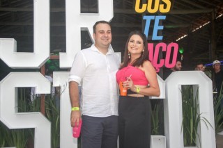 
<a style='margin-left: 5px;' class='btn btn-xs btn-social btn-facebook' href='https://www.facebook.com/sharer/sharer.php?u=https://www.galeramix.com.br/imagem/a117/800-800-90/conteudo/site_galerias/117/costelaco-junior-seco-2022-galera-mix-57.jpg' rel='popup' data-width='500' data-height='400'><i class='fa fa-facebook'></i>Compartilhar <span class='hidden-xs'>no Facebook</span>
</a> 
<a class='btn btn-default btn-xs' target='_blank' href='imagem/a117/800-800-90/conteudo/site_galerias/117/costelaco-junior-seco-2022-galera-mix-57.jpg'>
<span class='glyphicon glyphicon-cloud-download'></span> Salvar
</a>
