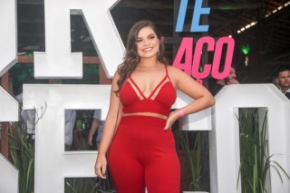 
<a style='margin-left: 5px;' class='btn btn-xs btn-social btn-facebook' href='https://www.facebook.com/sharer/sharer.php?u=https://www.galeramix.com.br/imagem/a117/800-800-90/conteudo/site_galerias/117/costelaco-junior-seco-2022-galera-mix-61.jpg' rel='popup' data-width='500' data-height='400'><i class='fa fa-facebook'></i>Compartilhar <span class='hidden-xs'>no Facebook</span>
</a> 
<a class='btn btn-default btn-xs' target='_blank' href='imagem/a117/800-800-90/conteudo/site_galerias/117/costelaco-junior-seco-2022-galera-mix-61.jpg'>
<span class='glyphicon glyphicon-cloud-download'></span> Salvar
</a>
