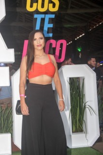 
<a style='margin-left: 5px;' class='btn btn-xs btn-social btn-facebook' href='https://www.facebook.com/sharer/sharer.php?u=https://www.galeramix.com.br/imagem/a117/800-800-90/conteudo/site_galerias/117/costelaco-junior-seco-2022-galera-mix-62.jpg' rel='popup' data-width='500' data-height='400'><i class='fa fa-facebook'></i>Compartilhar <span class='hidden-xs'>no Facebook</span>
</a> 
<a class='btn btn-default btn-xs' target='_blank' href='imagem/a117/800-800-90/conteudo/site_galerias/117/costelaco-junior-seco-2022-galera-mix-62.jpg'>
<span class='glyphicon glyphicon-cloud-download'></span> Salvar
</a>
