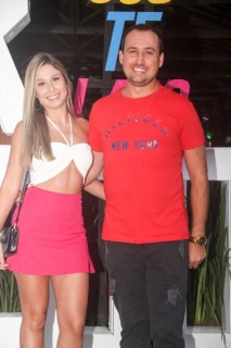 
<a style='margin-left: 5px;' class='btn btn-xs btn-social btn-facebook' href='https://www.facebook.com/sharer/sharer.php?u=https://www.galeramix.com.br/imagem/a117/800-800-90/conteudo/site_galerias/117/costelaco-junior-seco-2022-galera-mix-81.jpg' rel='popup' data-width='500' data-height='400'><i class='fa fa-facebook'></i>Compartilhar <span class='hidden-xs'>no Facebook</span>
</a> 
<a class='btn btn-default btn-xs' target='_blank' href='imagem/a117/800-800-90/conteudo/site_galerias/117/costelaco-junior-seco-2022-galera-mix-81.jpg'>
<span class='glyphicon glyphicon-cloud-download'></span> Salvar
</a>
