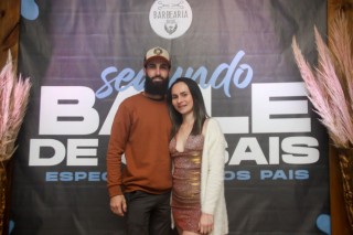 
<a style='margin-left: 5px;' class='btn btn-xs btn-social btn-facebook' href='https://www.facebook.com/sharer/sharer.php?u=https://www.galeramix.com.br/imagem/a118/800-800-90/conteudo/site_galerias/118/008.jpg' rel='popup' data-width='500' data-height='400'><i class='fa fa-facebook'></i>Compartilhar <span class='hidden-xs'>no Facebook</span>
</a> 
<a class='btn btn-default btn-xs' target='_blank' href='imagem/a118/800-800-90/conteudo/site_galerias/118/008.jpg'>
<span class='glyphicon glyphicon-cloud-download'></span> Salvar
</a>
