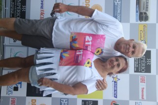 
<a style='margin-left: 5px;' class='btn btn-xs btn-social btn-facebook' href='https://www.facebook.com/sharer/sharer.php?u=https://www.galeramix.com.br/imagem/a119/800-800-90/conteudo/site_galerias/119/deseferrujem-26.jpg' rel='popup' data-width='500' data-height='400'><i class='fa fa-facebook'></i>Compartilhar <span class='hidden-xs'>no Facebook</span>
</a> 
<a class='btn btn-default btn-xs' target='_blank' href='imagem/a119/800-800-90/conteudo/site_galerias/119/deseferrujem-26.jpg'>
<span class='glyphicon glyphicon-cloud-download'></span> Salvar
</a>
