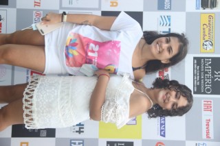 
<a style='margin-left: 5px;' class='btn btn-xs btn-social btn-facebook' href='https://www.facebook.com/sharer/sharer.php?u=https://www.galeramix.com.br/imagem/a119/800-800-90/conteudo/site_galerias/119/deseferrujem-58.jpg' rel='popup' data-width='500' data-height='400'><i class='fa fa-facebook'></i>Compartilhar <span class='hidden-xs'>no Facebook</span>
</a> 
<a class='btn btn-default btn-xs' target='_blank' href='imagem/a119/800-800-90/conteudo/site_galerias/119/deseferrujem-58.jpg'>
<span class='glyphicon glyphicon-cloud-download'></span> Salvar
</a>
