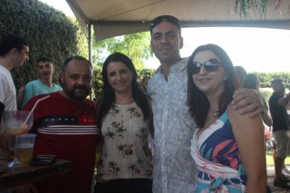 
<a style='margin-left: 5px;' class='btn btn-xs btn-social btn-facebook' href='https://www.facebook.com/sharer/sharer.php?u=https://www.galeramix.com.br/imagem/a119/800-800-90/conteudo/site_galerias/119/deseferrujem-97.jpg' rel='popup' data-width='500' data-height='400'><i class='fa fa-facebook'></i>Compartilhar <span class='hidden-xs'>no Facebook</span>
</a> 
<a class='btn btn-default btn-xs' target='_blank' href='imagem/a119/800-800-90/conteudo/site_galerias/119/deseferrujem-97.jpg'>
<span class='glyphicon glyphicon-cloud-download'></span> Salvar
</a>
