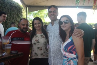 
<a style='margin-left: 5px;' class='btn btn-xs btn-social btn-facebook' href='https://www.facebook.com/sharer/sharer.php?u=https://www.galeramix.com.br/imagem/a119/800-800-90/conteudo/site_galerias/119/deseferrujem-98.jpg' rel='popup' data-width='500' data-height='400'><i class='fa fa-facebook'></i>Compartilhar <span class='hidden-xs'>no Facebook</span>
</a> 
<a class='btn btn-default btn-xs' target='_blank' href='imagem/a119/800-800-90/conteudo/site_galerias/119/deseferrujem-98.jpg'>
<span class='glyphicon glyphicon-cloud-download'></span> Salvar
</a>
