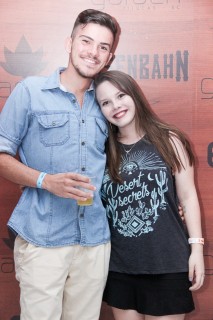 
<a style='margin-left: 5px;' class='btn btn-xs btn-social btn-facebook' href='https://www.facebook.com/sharer/sharer.php?u=https://www.galeramix.com.br/imagem/a12/800-800-90/conteudo/site_galerias/12/img1554.jpg' rel='popup' data-width='500' data-height='400'><i class='fa fa-facebook'></i>Compartilhar <span class='hidden-xs'>no Facebook</span>
</a> 
<a class='btn btn-default btn-xs' target='_blank' href='imagem/a12/800-800-90/conteudo/site_galerias/12/img1554.jpg'>
<span class='glyphicon glyphicon-cloud-download'></span> Salvar
</a>
