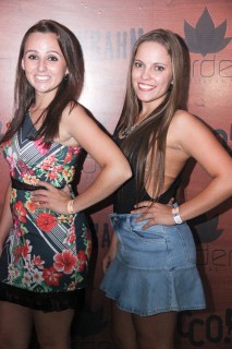 
<a style='margin-left: 5px;' class='btn btn-xs btn-social btn-facebook' href='https://www.facebook.com/sharer/sharer.php?u=https://www.galeramix.com.br/imagem/a12/800-800-90/conteudo/site_galerias/12/img1566.jpg' rel='popup' data-width='500' data-height='400'><i class='fa fa-facebook'></i>Compartilhar <span class='hidden-xs'>no Facebook</span>
</a> 
<a class='btn btn-default btn-xs' target='_blank' href='imagem/a12/800-800-90/conteudo/site_galerias/12/img1566.jpg'>
<span class='glyphicon glyphicon-cloud-download'></span> Salvar
</a>
