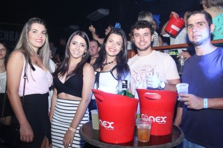 
<a style='margin-left: 5px;' class='btn btn-xs btn-social btn-facebook' href='https://www.facebook.com/sharer/sharer.php?u=https://www.galeramix.com.br/imagem/a12/800-800-90/conteudo/site_galerias/12/img1585.jpg' rel='popup' data-width='500' data-height='400'><i class='fa fa-facebook'></i>Compartilhar <span class='hidden-xs'>no Facebook</span>
</a> 
<a class='btn btn-default btn-xs' target='_blank' href='imagem/a12/800-800-90/conteudo/site_galerias/12/img1585.jpg'>
<span class='glyphicon glyphicon-cloud-download'></span> Salvar
</a>
