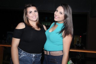 
<a style='margin-left: 5px;' class='btn btn-xs btn-social btn-facebook' href='https://www.facebook.com/sharer/sharer.php?u=https://www.galeramix.com.br/imagem/a12/800-800-90/conteudo/site_galerias/12/img1605.jpg' rel='popup' data-width='500' data-height='400'><i class='fa fa-facebook'></i>Compartilhar <span class='hidden-xs'>no Facebook</span>
</a> 
<a class='btn btn-default btn-xs' target='_blank' href='imagem/a12/800-800-90/conteudo/site_galerias/12/img1605.jpg'>
<span class='glyphicon glyphicon-cloud-download'></span> Salvar
</a>
