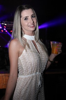 
<a style='margin-left: 5px;' class='btn btn-xs btn-social btn-facebook' href='https://www.facebook.com/sharer/sharer.php?u=https://www.galeramix.com.br/imagem/a12/800-800-90/conteudo/site_galerias/12/img1612.jpg' rel='popup' data-width='500' data-height='400'><i class='fa fa-facebook'></i>Compartilhar <span class='hidden-xs'>no Facebook</span>
</a> 
<a class='btn btn-default btn-xs' target='_blank' href='imagem/a12/800-800-90/conteudo/site_galerias/12/img1612.jpg'>
<span class='glyphicon glyphicon-cloud-download'></span> Salvar
</a>
