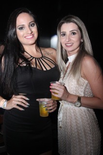 
<a style='margin-left: 5px;' class='btn btn-xs btn-social btn-facebook' href='https://www.facebook.com/sharer/sharer.php?u=https://www.galeramix.com.br/imagem/a12/800-800-90/conteudo/site_galerias/12/img1614.jpg' rel='popup' data-width='500' data-height='400'><i class='fa fa-facebook'></i>Compartilhar <span class='hidden-xs'>no Facebook</span>
</a> 
<a class='btn btn-default btn-xs' target='_blank' href='imagem/a12/800-800-90/conteudo/site_galerias/12/img1614.jpg'>
<span class='glyphicon glyphicon-cloud-download'></span> Salvar
</a>
