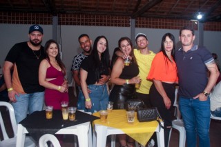 
                    <a style='margin-left: 5px;' class='btn btn-xs btn-social btn-facebook' href='https://www.facebook.com/sharer/sharer.php?u=https://www.galeramix.com.br/imagem/a120/800-800-90/conteudo/site_galerias/120/e-hoje-que-eu-volto-amanha-101.jpg' rel='popup' data-width='500' data-height='400'><i class='fa fa-facebook'></i>Compartilhar <span class='hidden-xs'>no Facebook</span>
                </a> 
                <a class='btn btn-default btn-xs' target='_blank' href='imagem/a120/800-800-90/conteudo/site_galerias/120/e-hoje-que-eu-volto-amanha-101.jpg'>
                    <span class='glyphicon glyphicon-cloud-download'></span> Salvar
                </a>
                