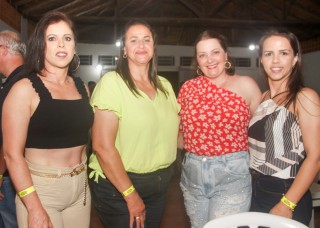 
<a style='margin-left: 5px;' class='btn btn-xs btn-social btn-facebook' href='https://www.facebook.com/sharer/sharer.php?u=https://www.galeramix.com.br/imagem/a120/800-800-90/conteudo/site_galerias/120/e-hoje-que-eu-volto-amanha-113.jpg' rel='popup' data-width='500' data-height='400'><i class='fa fa-facebook'></i>Compartilhar <span class='hidden-xs'>no Facebook</span>
</a> 
<a class='btn btn-default btn-xs' target='_blank' href='imagem/a120/800-800-90/conteudo/site_galerias/120/e-hoje-que-eu-volto-amanha-113.jpg'>
<span class='glyphicon glyphicon-cloud-download'></span> Salvar
</a>
