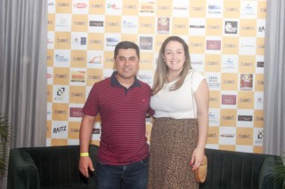 
<a style='margin-left: 5px;' class='btn btn-xs btn-social btn-facebook' href='https://www.facebook.com/sharer/sharer.php?u=https://www.galeramix.com.br/imagem/a120/800-800-90/conteudo/site_galerias/120/e-hoje-que-eu-volto-amanha-148.jpg' rel='popup' data-width='500' data-height='400'><i class='fa fa-facebook'></i>Compartilhar <span class='hidden-xs'>no Facebook</span>
</a> 
<a class='btn btn-default btn-xs' target='_blank' href='imagem/a120/800-800-90/conteudo/site_galerias/120/e-hoje-que-eu-volto-amanha-148.jpg'>
<span class='glyphicon glyphicon-cloud-download'></span> Salvar
</a>
