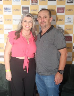 
<a style='margin-left: 5px;' class='btn btn-xs btn-social btn-facebook' href='https://www.facebook.com/sharer/sharer.php?u=https://www.galeramix.com.br/imagem/a120/800-800-90/conteudo/site_galerias/120/e-hoje-que-eu-volto-amanha-186.jpg' rel='popup' data-width='500' data-height='400'><i class='fa fa-facebook'></i>Compartilhar <span class='hidden-xs'>no Facebook</span>
</a> 
<a class='btn btn-default btn-xs' target='_blank' href='imagem/a120/800-800-90/conteudo/site_galerias/120/e-hoje-que-eu-volto-amanha-186.jpg'>
<span class='glyphicon glyphicon-cloud-download'></span> Salvar
</a>
