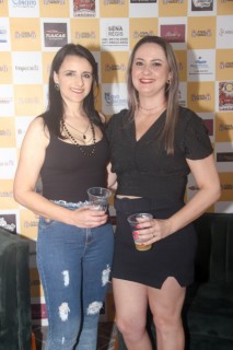 
<a style='margin-left: 5px;' class='btn btn-xs btn-social btn-facebook' href='https://www.facebook.com/sharer/sharer.php?u=https://www.galeramix.com.br/imagem/a120/800-800-90/conteudo/site_galerias/120/e-hoje-que-eu-volto-amanha-3.jpg' rel='popup' data-width='500' data-height='400'><i class='fa fa-facebook'></i>Compartilhar <span class='hidden-xs'>no Facebook</span>
</a> 
<a class='btn btn-default btn-xs' target='_blank' href='imagem/a120/800-800-90/conteudo/site_galerias/120/e-hoje-que-eu-volto-amanha-3.jpg'>
<span class='glyphicon glyphicon-cloud-download'></span> Salvar
</a>
