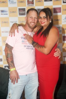 
<a style='margin-left: 5px;' class='btn btn-xs btn-social btn-facebook' href='https://www.facebook.com/sharer/sharer.php?u=https://www.galeramix.com.br/imagem/a120/800-800-90/conteudo/site_galerias/120/e-hoje-que-eu-volto-amanha-62.jpg' rel='popup' data-width='500' data-height='400'><i class='fa fa-facebook'></i>Compartilhar <span class='hidden-xs'>no Facebook</span>
</a> 
<a class='btn btn-default btn-xs' target='_blank' href='imagem/a120/800-800-90/conteudo/site_galerias/120/e-hoje-que-eu-volto-amanha-62.jpg'>
<span class='glyphicon glyphicon-cloud-download'></span> Salvar
</a>
