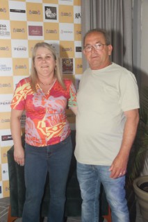 
<a style='margin-left: 5px;' class='btn btn-xs btn-social btn-facebook' href='https://www.facebook.com/sharer/sharer.php?u=https://www.galeramix.com.br/imagem/a120/800-800-90/conteudo/site_galerias/120/e-hoje-que-eu-volto-amanha-66.jpg' rel='popup' data-width='500' data-height='400'><i class='fa fa-facebook'></i>Compartilhar <span class='hidden-xs'>no Facebook</span>
</a> 
<a class='btn btn-default btn-xs' target='_blank' href='imagem/a120/800-800-90/conteudo/site_galerias/120/e-hoje-que-eu-volto-amanha-66.jpg'>
<span class='glyphicon glyphicon-cloud-download'></span> Salvar
</a>
