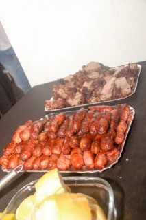 
<a style='margin-left: 5px;' class='btn btn-xs btn-social btn-facebook' href='https://www.facebook.com/sharer/sharer.php?u=https://www.galeramix.com.br/imagem/a120/800-800-90/conteudo/site_galerias/120/e-hoje-que-eu-volto-amanha-75.jpg' rel='popup' data-width='500' data-height='400'><i class='fa fa-facebook'></i>Compartilhar <span class='hidden-xs'>no Facebook</span>
</a> 
<a class='btn btn-default btn-xs' target='_blank' href='imagem/a120/800-800-90/conteudo/site_galerias/120/e-hoje-que-eu-volto-amanha-75.jpg'>
<span class='glyphicon glyphicon-cloud-download'></span> Salvar
</a>
