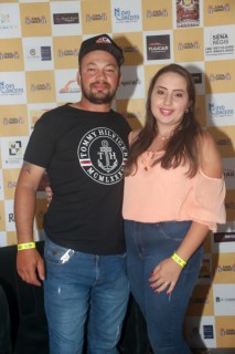 
<a style='margin-left: 5px;' class='btn btn-xs btn-social btn-facebook' href='https://www.facebook.com/sharer/sharer.php?u=https://www.galeramix.com.br/imagem/a120/800-800-90/conteudo/site_galerias/120/e-hoje-que-eu-volto-amanha-88.jpg' rel='popup' data-width='500' data-height='400'><i class='fa fa-facebook'></i>Compartilhar <span class='hidden-xs'>no Facebook</span>
</a> 
<a class='btn btn-default btn-xs' target='_blank' href='imagem/a120/800-800-90/conteudo/site_galerias/120/e-hoje-que-eu-volto-amanha-88.jpg'>
<span class='glyphicon glyphicon-cloud-download'></span> Salvar
</a>
