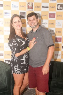 
<a style='margin-left: 5px;' class='btn btn-xs btn-social btn-facebook' href='https://www.facebook.com/sharer/sharer.php?u=https://www.galeramix.com.br/imagem/a120/800-800-90/conteudo/site_galerias/120/e-hoje-que-eu-volto-amanha-9.jpg' rel='popup' data-width='500' data-height='400'><i class='fa fa-facebook'></i>Compartilhar <span class='hidden-xs'>no Facebook</span>
</a> 
<a class='btn btn-default btn-xs' target='_blank' href='imagem/a120/800-800-90/conteudo/site_galerias/120/e-hoje-que-eu-volto-amanha-9.jpg'>
<span class='glyphicon glyphicon-cloud-download'></span> Salvar
</a>
