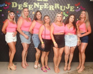 
                                    <a style='margin-left: 5px;' class='btn btn-xs btn-social btn-facebook' href='https://www.facebook.com/sharer/sharer.php?u=https://www.galeramix.com.br/imagem/a128/800-800-90/conteudo/site_galerias/128/ddddd.jpg' rel='popup' data-width='500' data-height='400'><i class='fa fa-facebook'></i>Compartilhar <span class='hidden-xs'>no Facebook</span>
                                </a> 
                                <a class='btn btn-default btn-xs' target='_blank' href='imagem/a128/800-800-90/conteudo/site_galerias/128/ddddd.jpg'>
                                    <span class='glyphicon glyphicon-cloud-download'></span> Salvar
                                </a>
                                