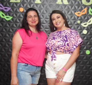 
<a style='margin-left: 5px;' class='btn btn-xs btn-social btn-facebook' href='https://www.facebook.com/sharer/sharer.php?u=https://www.galeramix.com.br/imagem/a128/800-800-90/conteudo/site_galerias/128/desenferruje-baile-de-carnaval-de-casais-em-tijucas-107.jpg' rel='popup' data-width='500' data-height='400'><i class='fa fa-facebook'></i>Compartilhar <span class='hidden-xs'>no Facebook</span>
</a> 
<a class='btn btn-default btn-xs' target='_blank' href='imagem/a128/800-800-90/conteudo/site_galerias/128/desenferruje-baile-de-carnaval-de-casais-em-tijucas-107.jpg'>
<span class='glyphicon glyphicon-cloud-download'></span> Salvar
</a>
