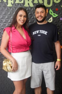 
<a style='margin-left: 5px;' class='btn btn-xs btn-social btn-facebook' href='https://www.facebook.com/sharer/sharer.php?u=https://www.galeramix.com.br/imagem/a128/800-800-90/conteudo/site_galerias/128/desenferruje-baile-de-carnaval-de-casais-em-tijucas-124.jpg' rel='popup' data-width='500' data-height='400'><i class='fa fa-facebook'></i>Compartilhar <span class='hidden-xs'>no Facebook</span>
</a> 
<a class='btn btn-default btn-xs' target='_blank' href='imagem/a128/800-800-90/conteudo/site_galerias/128/desenferruje-baile-de-carnaval-de-casais-em-tijucas-124.jpg'>
<span class='glyphicon glyphicon-cloud-download'></span> Salvar
</a>
