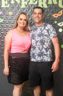 
<a style='margin-left: 5px;' class='btn btn-xs btn-social btn-facebook' href='https://www.facebook.com/sharer/sharer.php?u=https://www.galeramix.com.br/imagem/a128/800-800-90/conteudo/site_galerias/128/desenferruje-baile-de-carnaval-de-casais-em-tijucas-134.jpg' rel='popup' data-width='500' data-height='400'><i class='fa fa-facebook'></i>Compartilhar <span class='hidden-xs'>no Facebook</span>
</a> 
<a class='btn btn-default btn-xs' target='_blank' href='imagem/a128/800-800-90/conteudo/site_galerias/128/desenferruje-baile-de-carnaval-de-casais-em-tijucas-134.jpg'>
<span class='glyphicon glyphicon-cloud-download'></span> Salvar
</a>
