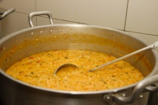 
<a style='margin-left: 5px;' class='btn btn-xs btn-social btn-facebook' href='https://www.facebook.com/sharer/sharer.php?u=https://www.galeramix.com.br/imagem/a128/800-800-90/conteudo/site_galerias/128/desenferruje-baile-de-carnaval-de-casais-em-tijucas-14.jpg' rel='popup' data-width='500' data-height='400'><i class='fa fa-facebook'></i>Compartilhar <span class='hidden-xs'>no Facebook</span>
</a> 
<a class='btn btn-default btn-xs' target='_blank' href='imagem/a128/800-800-90/conteudo/site_galerias/128/desenferruje-baile-de-carnaval-de-casais-em-tijucas-14.jpg'>
<span class='glyphicon glyphicon-cloud-download'></span> Salvar
</a>
