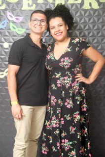 
<a style='margin-left: 5px;' class='btn btn-xs btn-social btn-facebook' href='https://www.facebook.com/sharer/sharer.php?u=https://www.galeramix.com.br/imagem/a128/800-800-90/conteudo/site_galerias/128/desenferruje-baile-de-carnaval-de-casais-em-tijucas-181.jpg' rel='popup' data-width='500' data-height='400'><i class='fa fa-facebook'></i>Compartilhar <span class='hidden-xs'>no Facebook</span>
</a> 
<a class='btn btn-default btn-xs' target='_blank' href='imagem/a128/800-800-90/conteudo/site_galerias/128/desenferruje-baile-de-carnaval-de-casais-em-tijucas-181.jpg'>
<span class='glyphicon glyphicon-cloud-download'></span> Salvar
</a>
