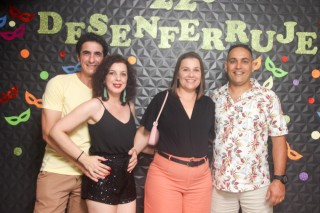 
<a style='margin-left: 5px;' class='btn btn-xs btn-social btn-facebook' href='https://www.facebook.com/sharer/sharer.php?u=https://www.galeramix.com.br/imagem/a128/800-800-90/conteudo/site_galerias/128/desenferruje-baile-de-carnaval-de-casais-em-tijucas-216.jpg' rel='popup' data-width='500' data-height='400'><i class='fa fa-facebook'></i>Compartilhar <span class='hidden-xs'>no Facebook</span>
</a> 
<a class='btn btn-default btn-xs' target='_blank' href='imagem/a128/800-800-90/conteudo/site_galerias/128/desenferruje-baile-de-carnaval-de-casais-em-tijucas-216.jpg'>
<span class='glyphicon glyphicon-cloud-download'></span> Salvar
</a>
